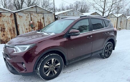 Toyota RAV4, 2018 год, 2 470 000 рублей, 7 фотография