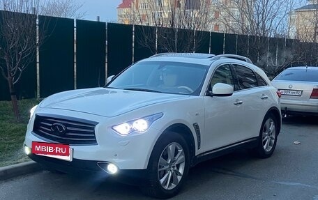 Infiniti FX II, 2012 год, 2 300 000 рублей, 8 фотография