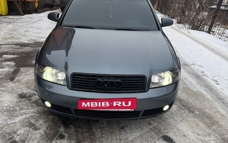 Audi A4, 2002 год, 600 000 рублей, 2 фотография