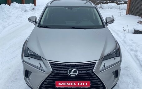 Lexus NX I, 2019 год, 3 900 000 рублей, 1 фотография