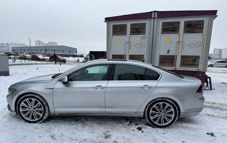 Volkswagen Passat B8 рестайлинг, 2018 год, 2 800 000 рублей, 12 фотография