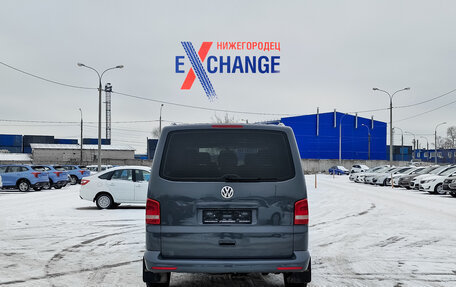 Volkswagen Caravelle T5, 2014 год, 2 199 000 рублей, 4 фотография