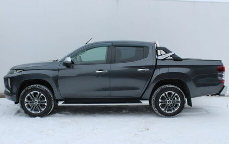 Mitsubishi L200 IV рестайлинг, 2019 год, 3 060 000 рублей, 8 фотография