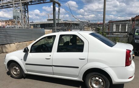 Renault Logan I, 2013 год, 385 000 рублей, 3 фотография