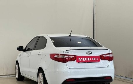 KIA Rio III рестайлинг, 2014 год, 895 000 рублей, 7 фотография