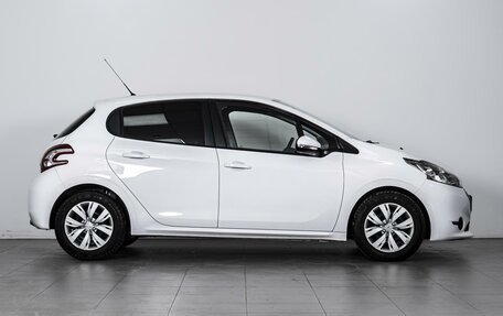 Peugeot 208 II, 2013 год, 854 000 рублей, 5 фотография