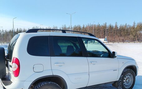 Chevrolet Niva I рестайлинг, 2012 год, 440 000 рублей, 3 фотография