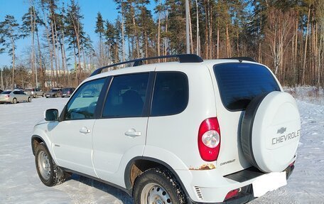 Chevrolet Niva I рестайлинг, 2012 год, 440 000 рублей, 2 фотография