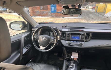 Toyota RAV4, 2015 год, 2 200 000 рублей, 5 фотография