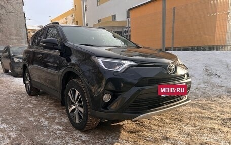 Toyota RAV4, 2015 год, 2 200 000 рублей, 2 фотография