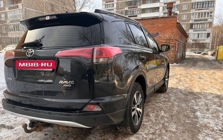 Toyota RAV4, 2015 год, 2 200 000 рублей, 3 фотография