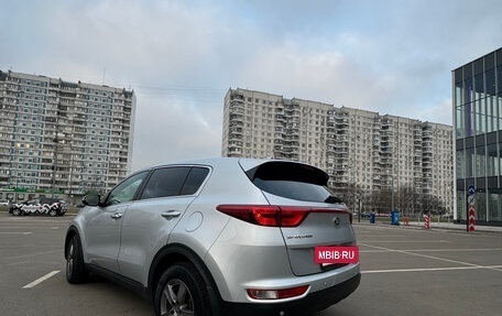 KIA Sportage IV рестайлинг, 2018 год, 2 450 000 рублей, 2 фотография