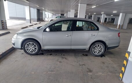 Volkswagen Jetta VI, 2008 год, 645 000 рублей, 2 фотография