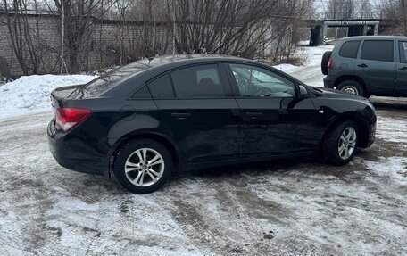 Chevrolet Cruze II, 2012 год, 900 000 рублей, 2 фотография