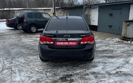 Chevrolet Cruze II, 2012 год, 900 000 рублей, 3 фотография