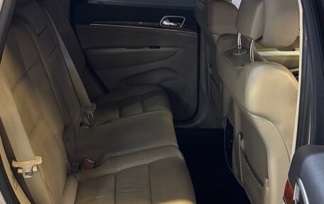 Jeep Grand Cherokee, 2011 год, 1 650 000 рублей, 12 фотография