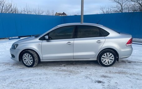 Volkswagen Polo VI (EU Market), 2011 год, 830 000 рублей, 2 фотография