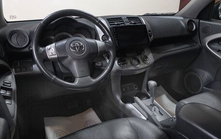 Toyota RAV4, 2006 год, 1 669 000 рублей, 7 фотография