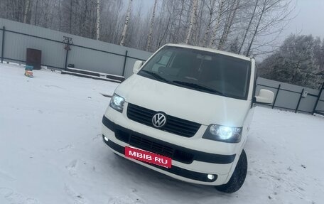 Volkswagen Transporter T5 рестайлинг, 2003 год, 950 000 рублей, 2 фотография