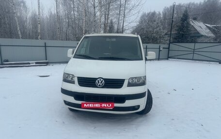 Volkswagen Transporter T5 рестайлинг, 2003 год, 950 000 рублей, 15 фотография