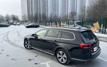 Volkswagen Passat B8 рестайлинг, 2019 год, 4 400 000 рублей, 15 фотография