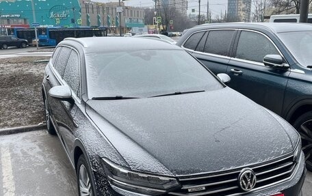 Volkswagen Passat B8 рестайлинг, 2019 год, 4 400 000 рублей, 10 фотография