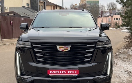 Cadillac Escalade V, 2023 год, 13 750 000 рублей, 2 фотография