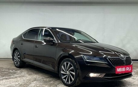 Skoda Superb III рестайлинг, 2016 год, 2 700 000 рублей, 2 фотография