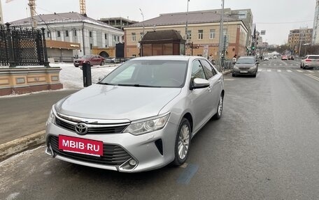 Toyota Camry, 2015 год, 1 610 000 рублей, 2 фотография