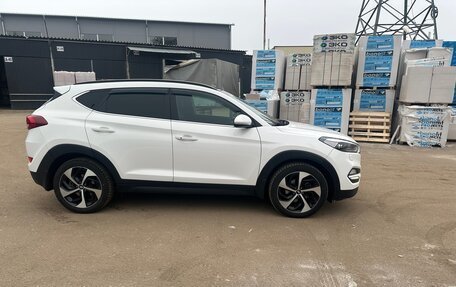 Hyundai Tucson III, 2018 год, 2 500 000 рублей, 5 фотография