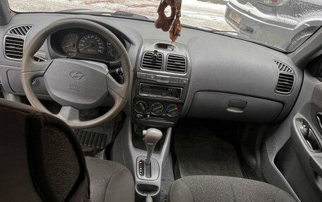 Hyundai Accent II, 2007 год, 400 000 рублей, 3 фотография