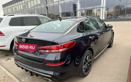 KIA Optima IV, 2018 год, 2 390 000 рублей, 3 фотография