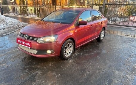 Volkswagen Polo VI (EU Market), 2012 год, 920 000 рублей, 2 фотография