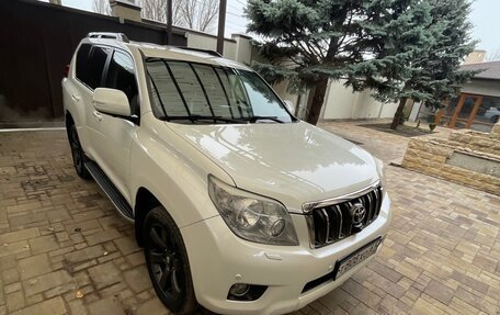 Toyota Land Cruiser Prado 150 рестайлинг 2, 2013 год, 2 950 000 рублей, 5 фотография