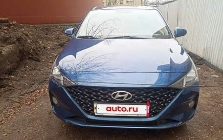 Hyundai Solaris II рестайлинг, 2021 год, 1 600 000 рублей, 9 фотография