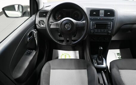 Volkswagen Polo VI (EU Market), 2013 год, 945 000 рублей, 12 фотография