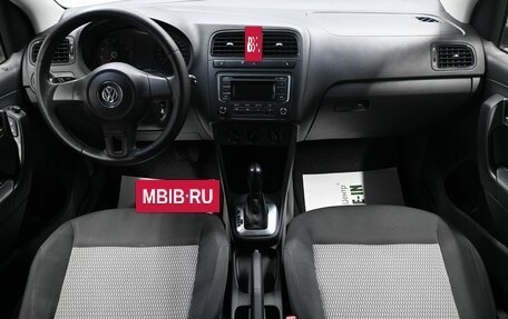 Volkswagen Polo VI (EU Market), 2013 год, 945 000 рублей, 11 фотография