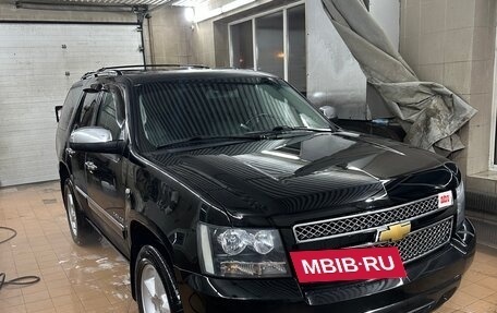 Chevrolet Tahoe III, 2012 год, 2 850 000 рублей, 2 фотография