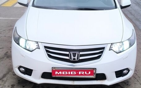 Honda Accord VIII рестайлинг, 2012 год, 1 600 000 рублей, 6 фотография