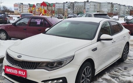 KIA Optima IV, 2018 год, 2 200 000 рублей, 3 фотография