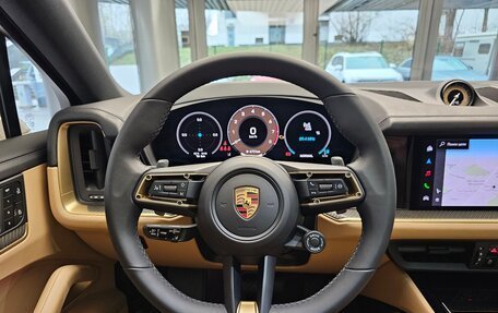 Porsche Cayenne III, 2024 год, 25 990 000 рублей, 16 фотография