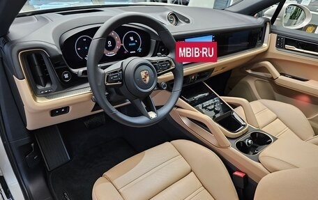 Porsche Cayenne III, 2024 год, 25 990 000 рублей, 12 фотография