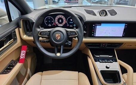 Porsche Cayenne III, 2024 год, 25 990 000 рублей, 15 фотография