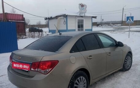 Chevrolet Cruze II, 2011 год, 575 000 рублей, 3 фотография