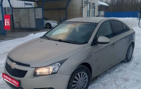 Chevrolet Cruze II, 2011 год, 575 000 рублей, 2 фотография