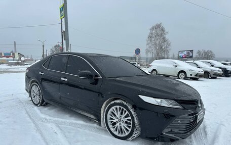 Toyota Camry, 2019 год, 3 100 000 рублей, 11 фотография