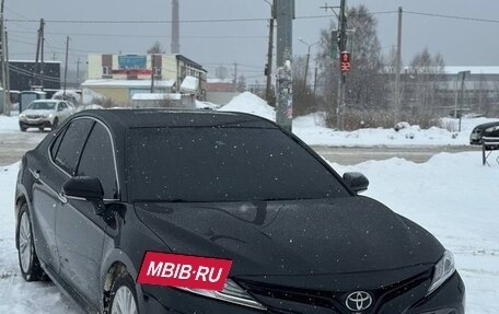 Toyota Camry, 2019 год, 3 100 000 рублей, 15 фотография