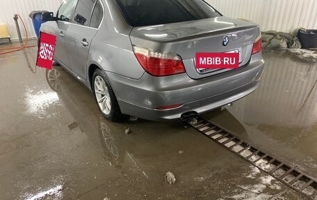 BMW 5 серия, 2008 год, 1 550 000 рублей, 3 фотография