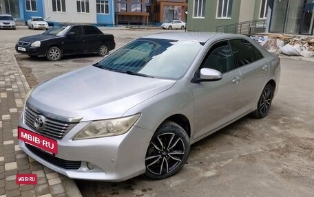 Toyota Camry, 2012 год, 1 350 000 рублей, 5 фотография