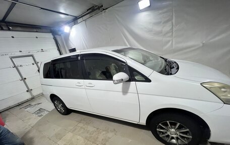 Toyota ISis I, 2009 год, 900 000 рублей, 14 фотография